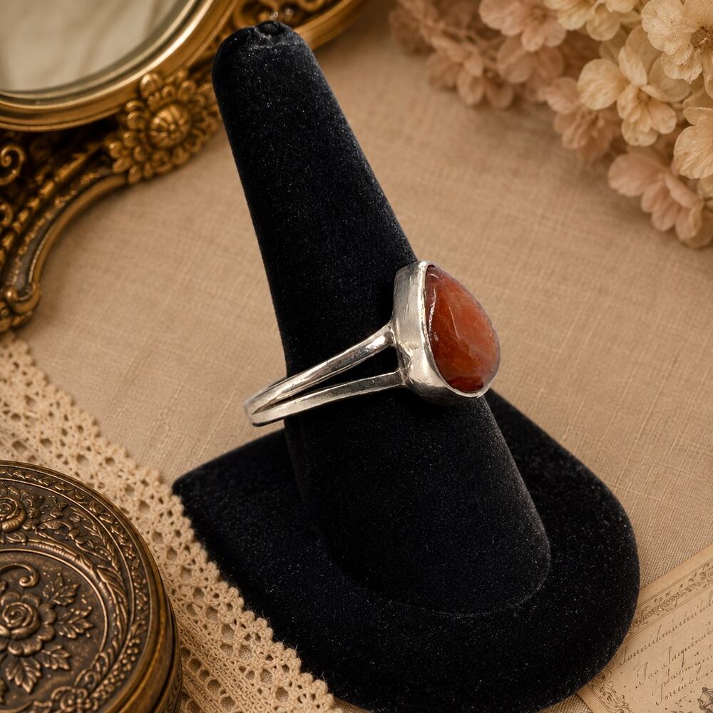 Vintage 925 Sterling Silver Carnelian Ring Pear Cabochon Split Shank Size 8.75